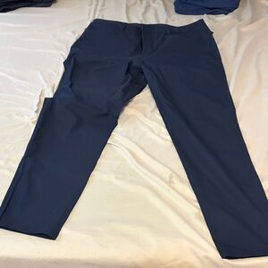 Lululemon Athletica Men's ABC bonded twill slim 32” length Deep Blue Dress Pants